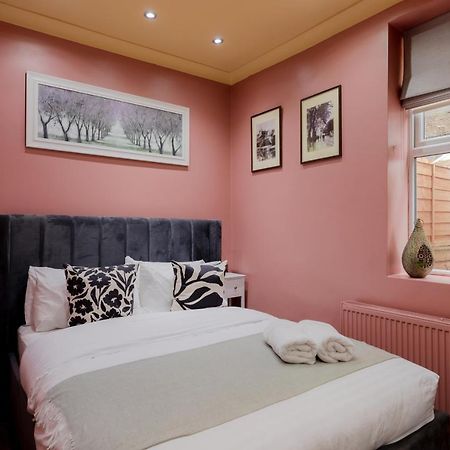 Central Stylish 2-Bed Apartment In London Exterior foto